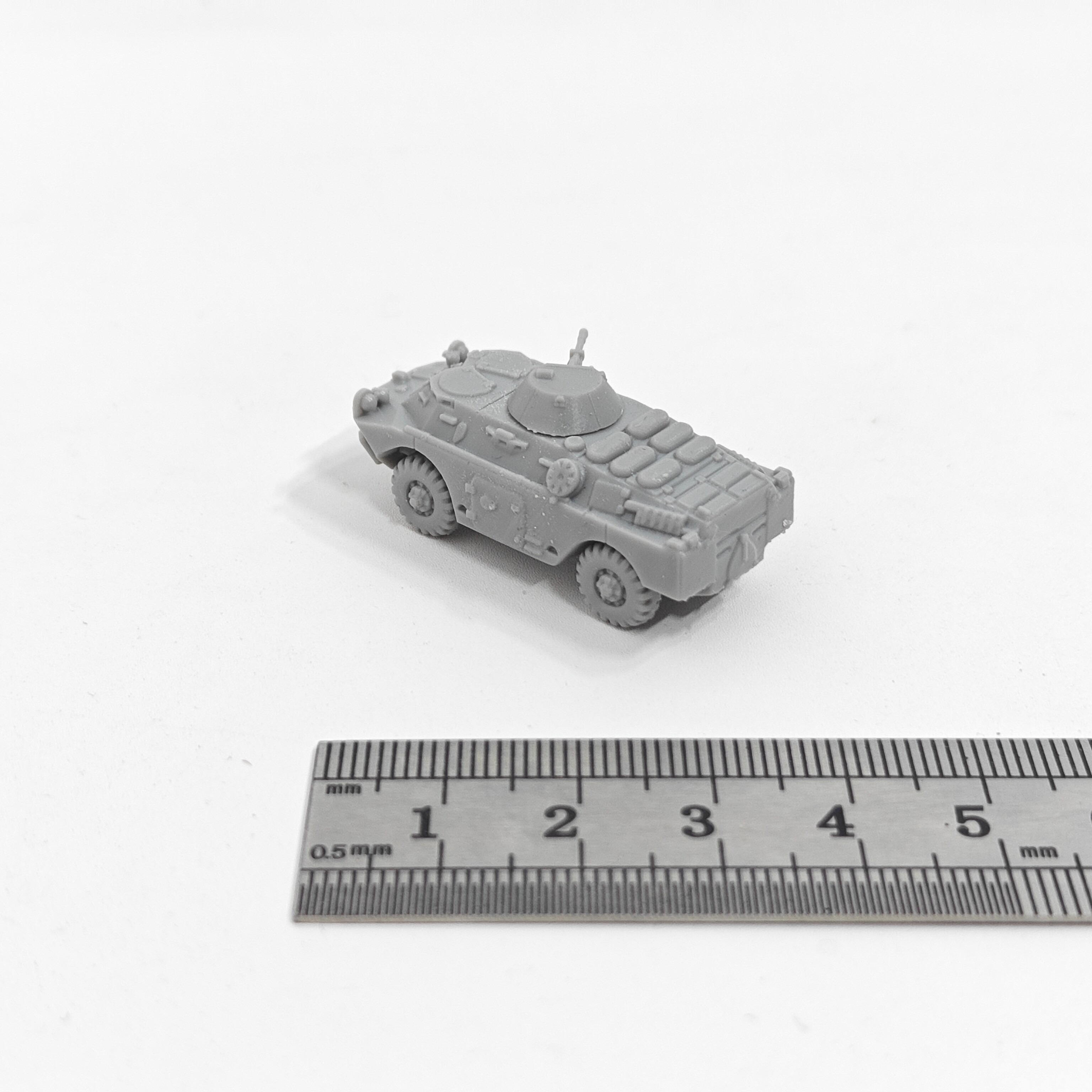 Soviet BRDM-2 Armored Vehicle, - 3D Printing Liquid reseña y precio